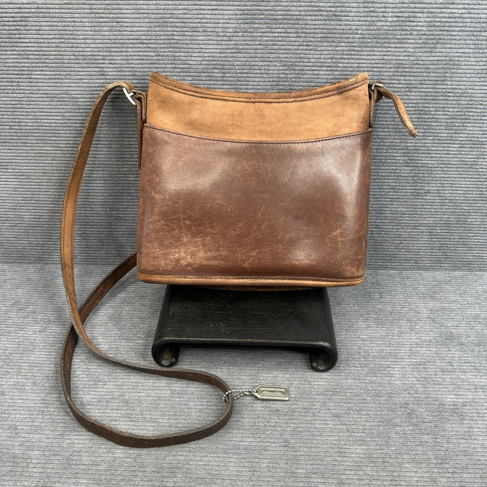 Coach 9062 Vintage Brown Leather Crossbody Bag USA Made Small Messenger